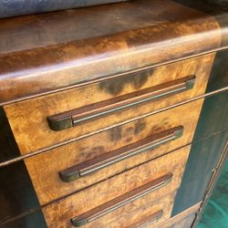 VINTAGE REAL WOOD DRESSER NEEDS TLC  GREAT FOR A PROJECT Drawers Are Fully Functional. The Only Thing Is One Of The Bottom Doors Needs A Hinge.