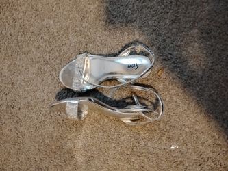 Size 6 Women's Heels
