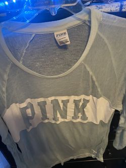 Victoria’s Secret Size Large Top 