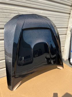 Brand New 2011 2012 2013 BMW 3 Series E92 E93 VIS Racing GTS Style Carbon Fiber Vented Hood
