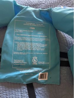Childs life vest