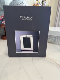 VERA WANG WEDGWOOD infinity photo frame