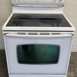 Maytag Electric Glass Stove & Self Clean Oven