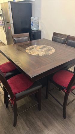 Counter high dining table w/ lazy Susan
