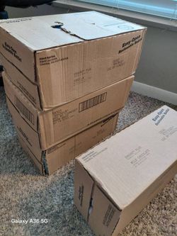 4 CASES OF ENSURE PLUS . 1 CHOCOLATE AND THE OTHER 3 VANILLA