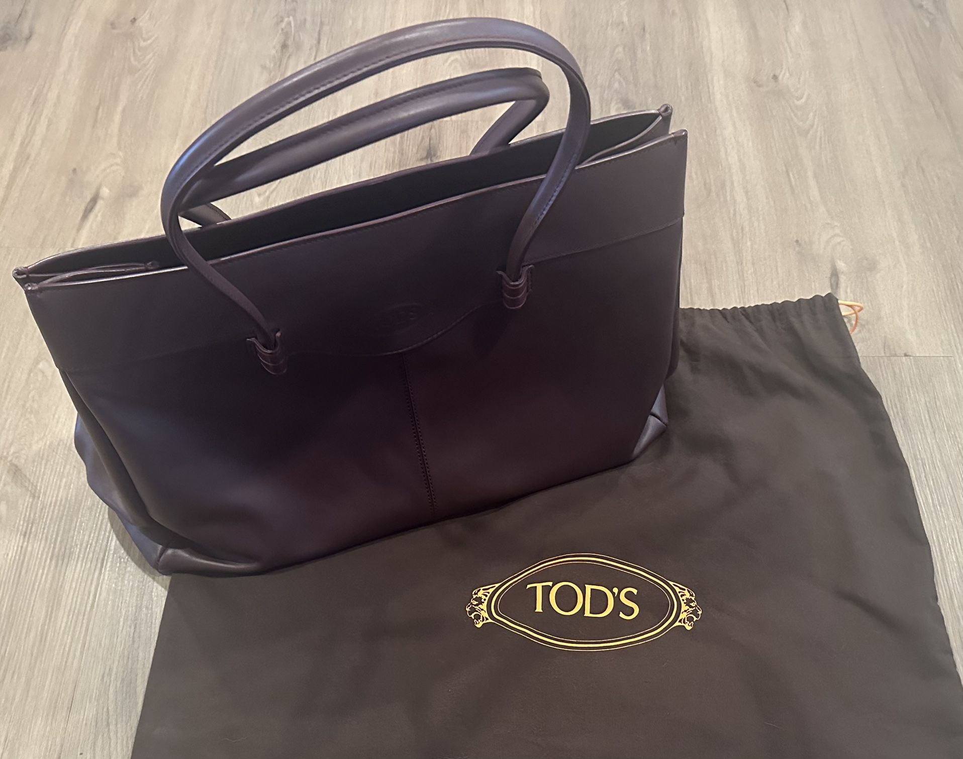 Tod’s Burgundy Leather D-Line Tote Bag with Dust Bag, Like New