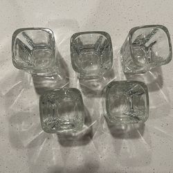 Set of 5 clear square glass shot glasses