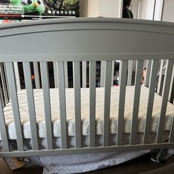 Baby Crib 