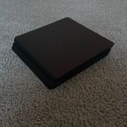 PS4 Slim
