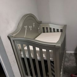 Crib From Rooms To Go 