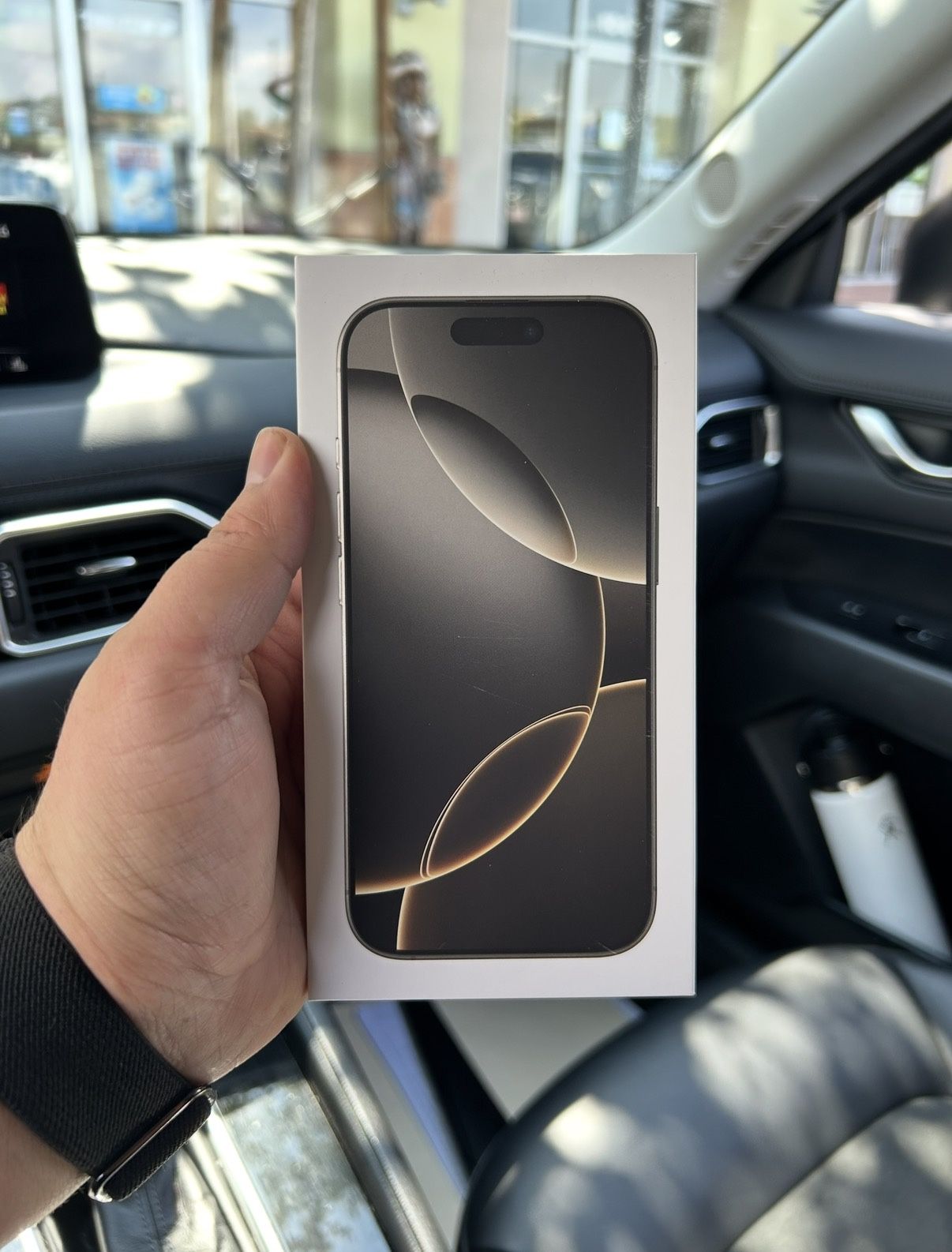 iPhone 16 Pro