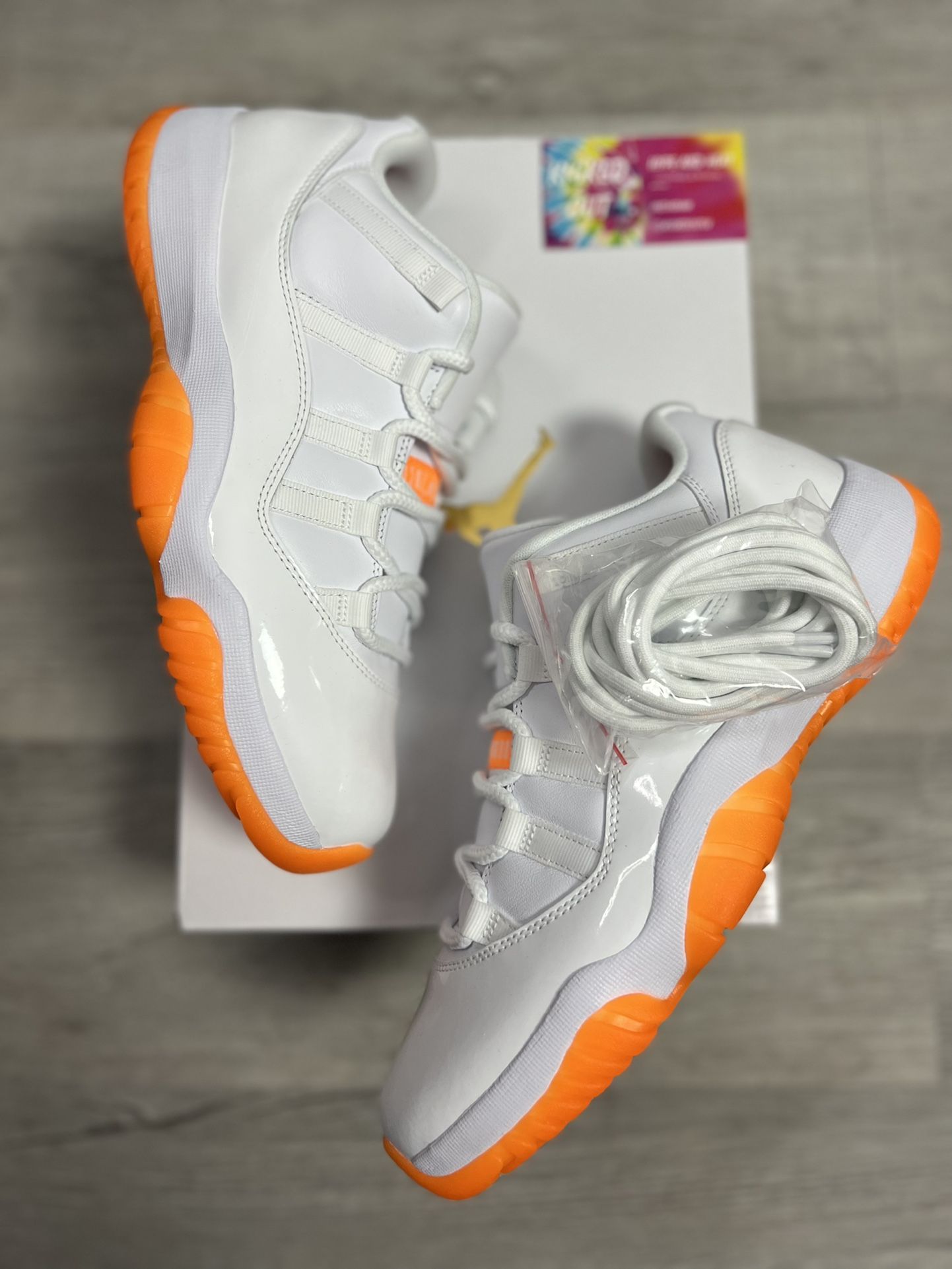 NEW* Nike Air Jordan 11 “White Orange” Size Men