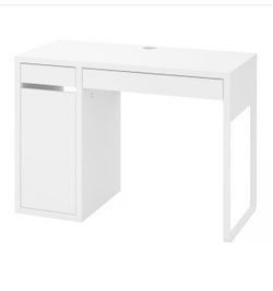 IKEA MICKE White Desk