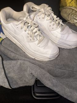 Youth Air Max Size 6.5