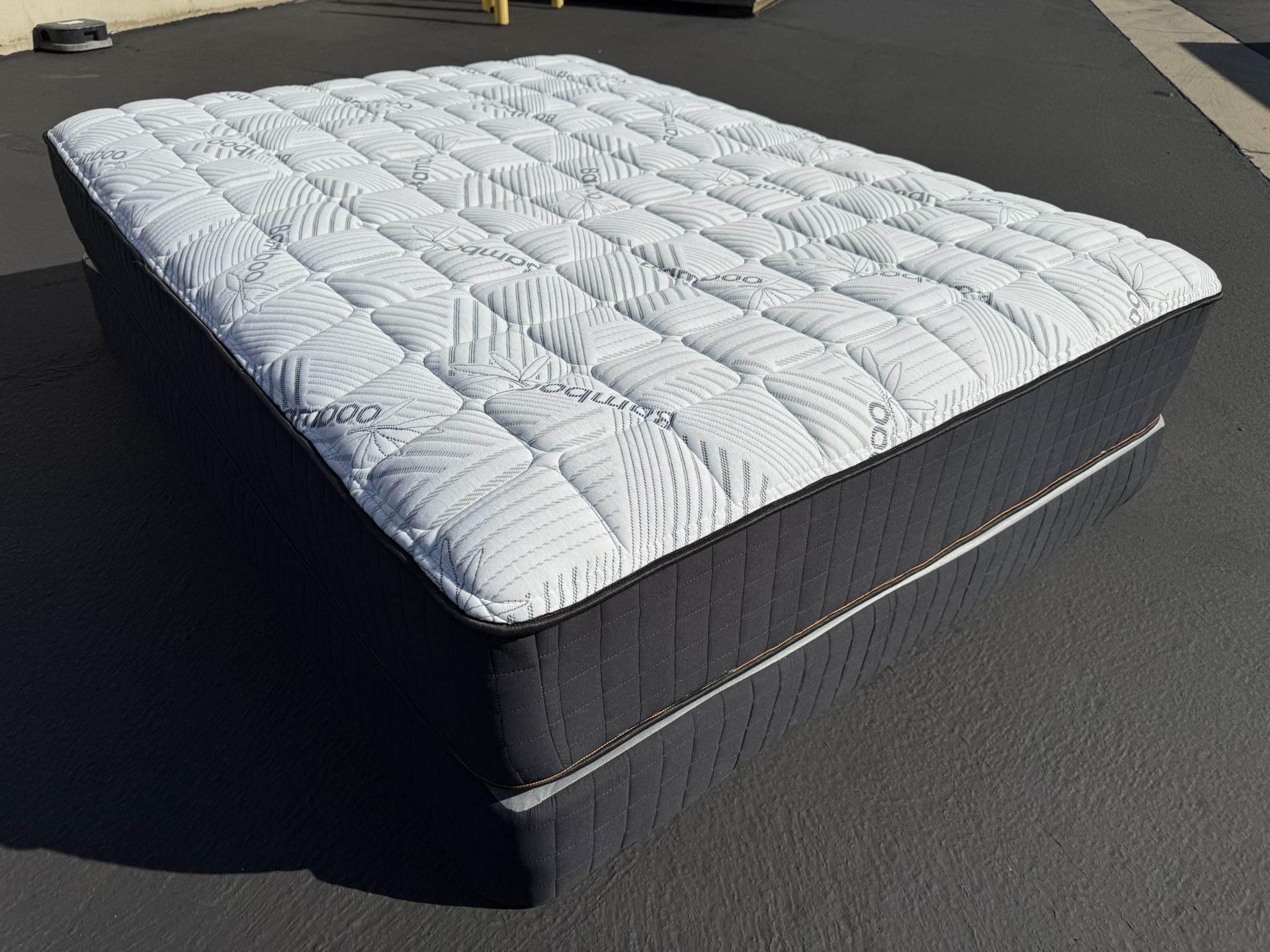 Cal King Bamboo Supreme Mattress And Boxspring! Home & Garden