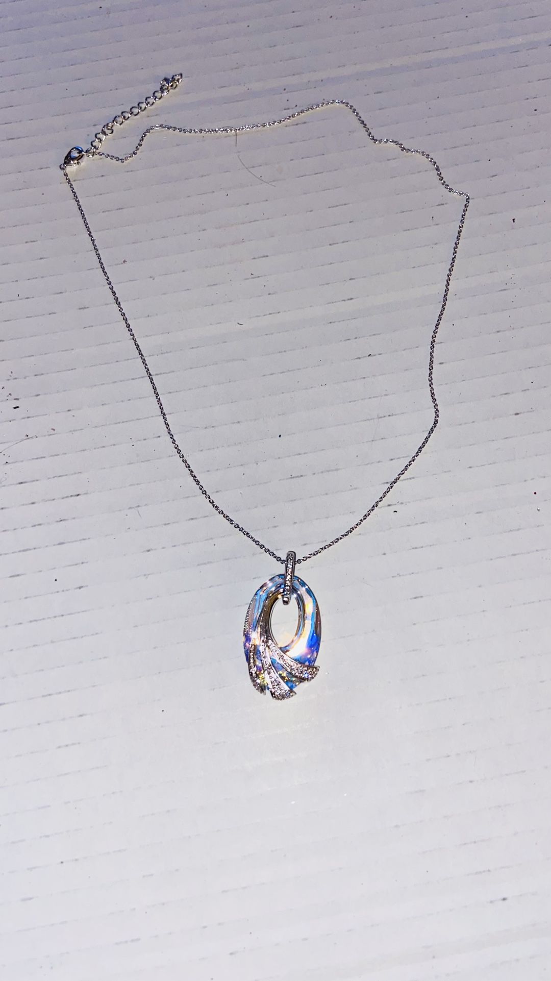 Danbury Mint Pendant And Necklace 