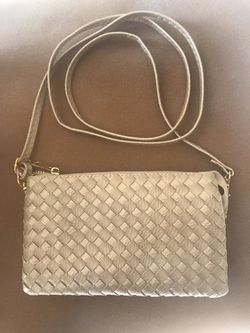 Crossbody purse