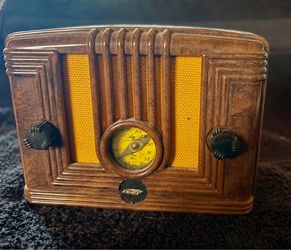 Vintage Xonex Majestic Zephyr 980-400 Mini AM/FM Radio - Fully Functional