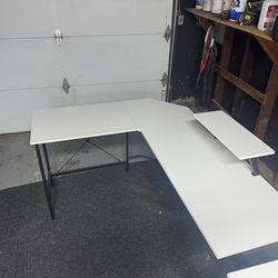 White Desk Set