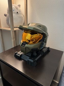 Legendary Halo 3 Limited Collector's Edition Master Chief Helmet & Stand RARE
