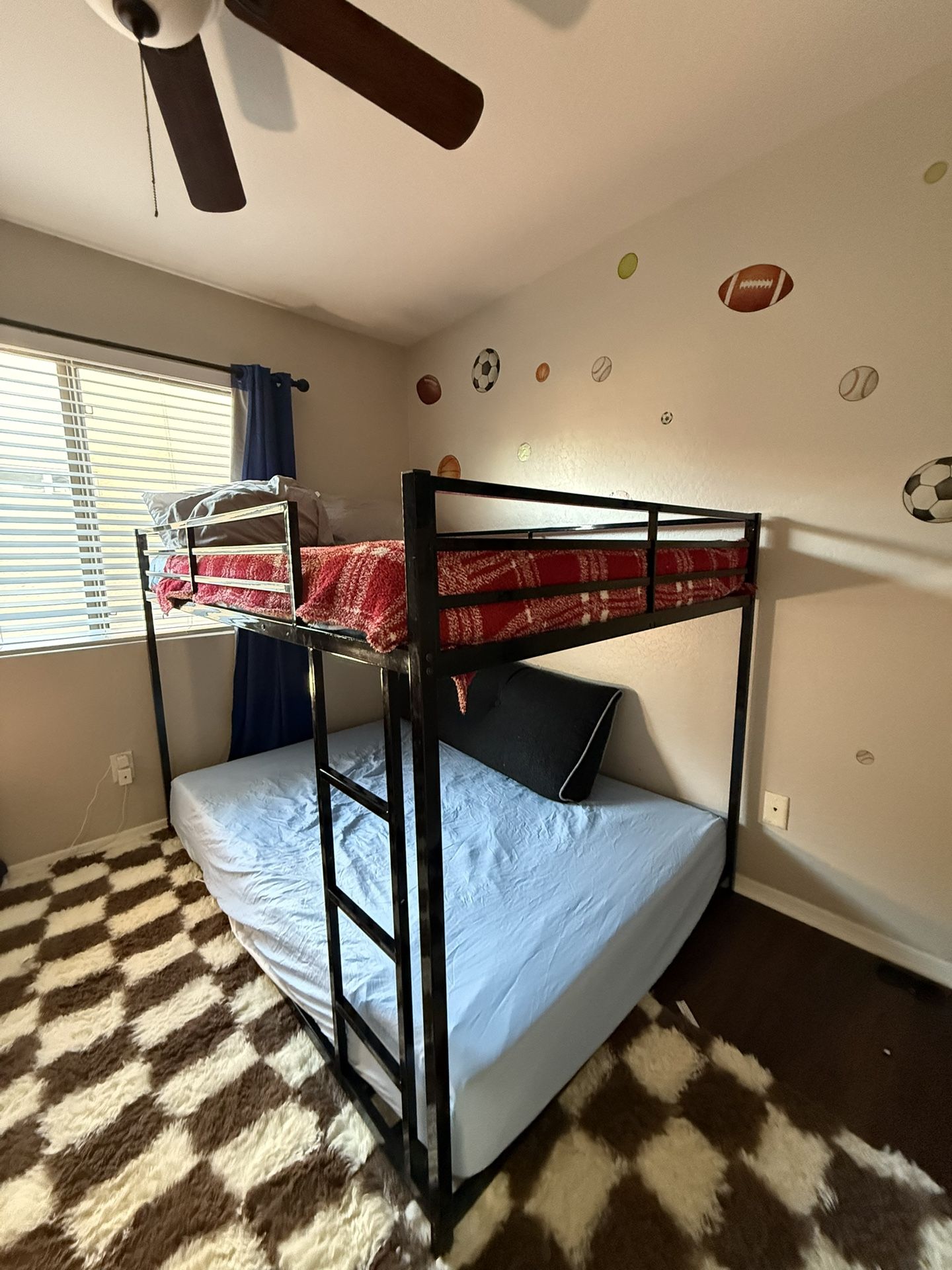 Full/Full Bunk Bed