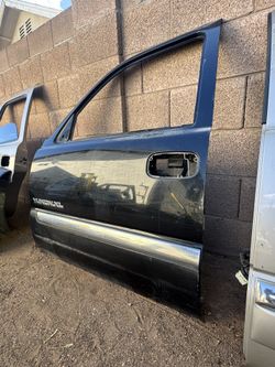 02 Suburban Drivers Door (Shell Only)