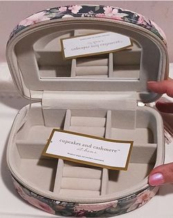 Cupcakes and Cashmere travel/home Jewelry Box