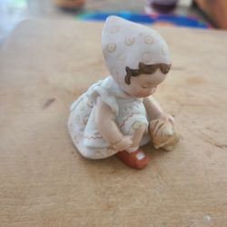 Vintage Gretchen Kitty toddler girl porcelain Miniature figurine Gentle Love Shabbychic 