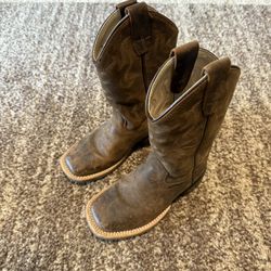 Cody James Boys Cowboy Boots Size 12C From Boot Barn 