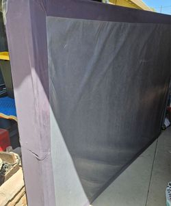 queen box spring in great condition