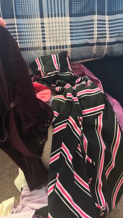 Bag of girl clothes 3t to 12 years old