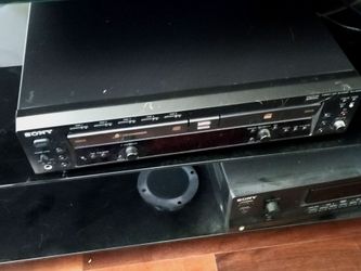 SONY CD CHARGER