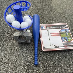 Baseball MLB® ELECTRONIC YOUTH PITCHING MACHINE and batting tee with bat