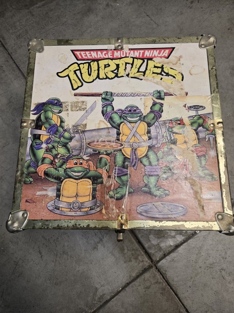 VINTAGE 90s Teenage Mutant Ninja Turtles TMNT Toy Chest Storage Trunk! Leo, Don, Raph, Mikey!