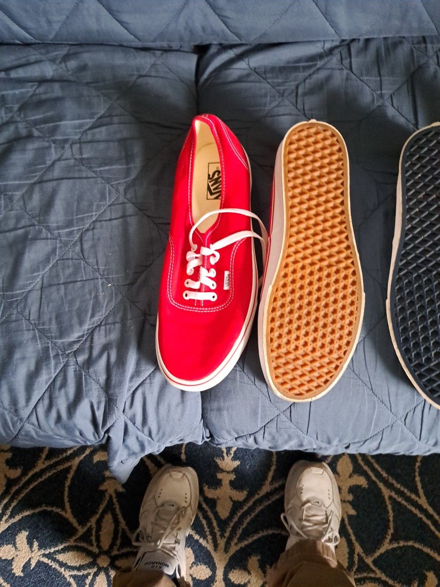 Men's Van Sneakers Size 12