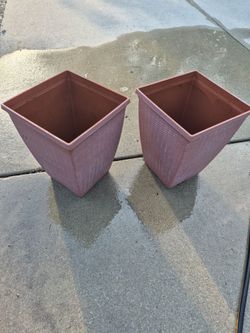 LARGE PLANTERS