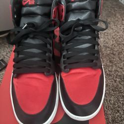 Nike Air Jordan 1 Bred Satin W 12 M 10.5