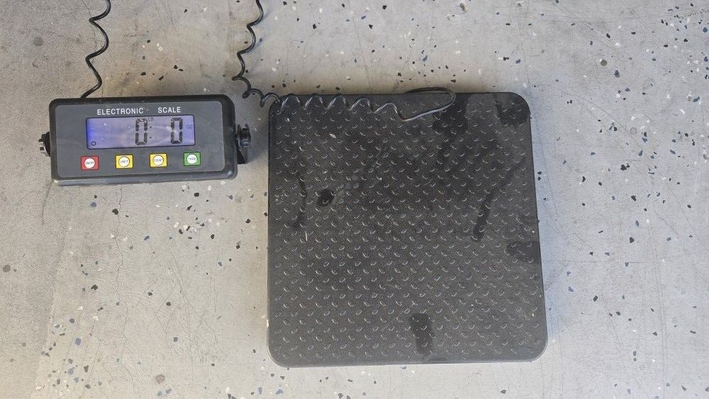 440 lb Digital Scale