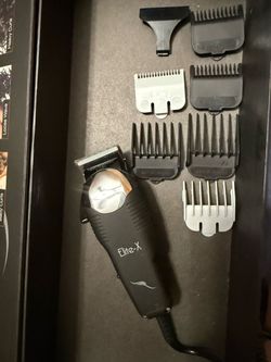 Pretty in Minute Professional Clippers with Guards