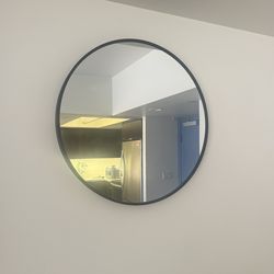 Circle Mirror