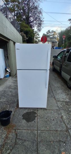 Whirlpool White Refrigerator - Can Deliver
