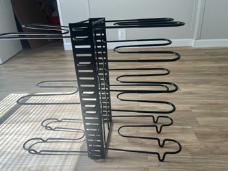 Pan organizer
