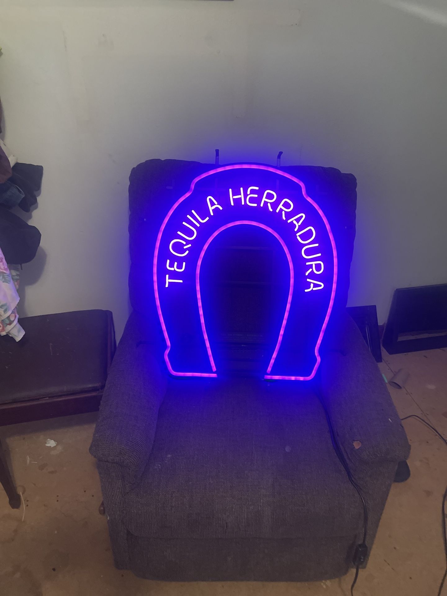 Light $60 Bucks Works Great