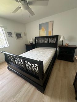 Bedroom set