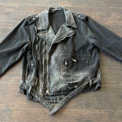 Men’s Balmain Vintage Denim Biker Jacket Ripped Size 42  (XL) very nice