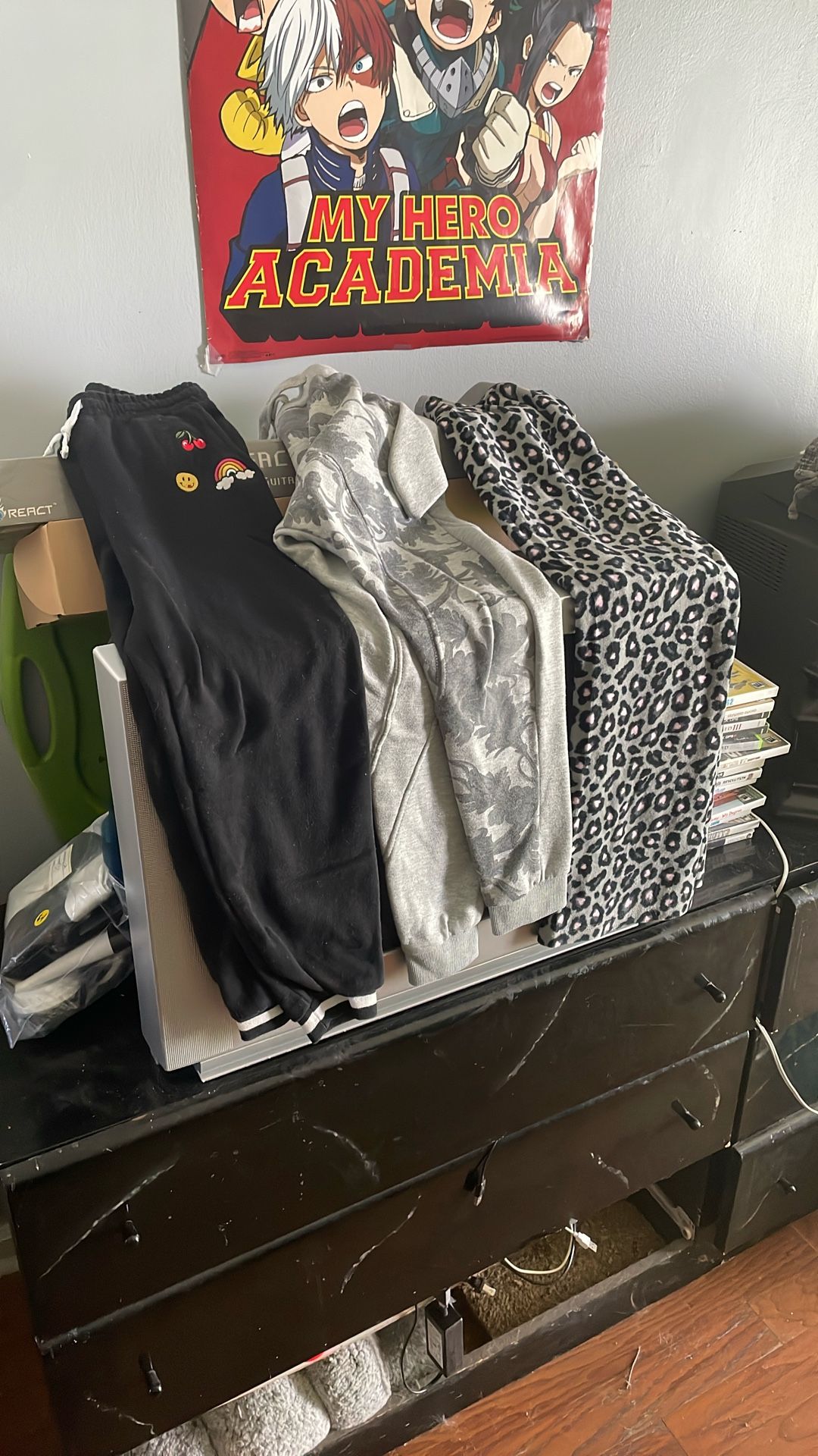 Kids 10/12 PJ/Sweatpants lot