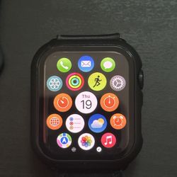 Apple Watch SE GPS Aluminum 44mm (2nd gen) 2023 w/ Charging Station