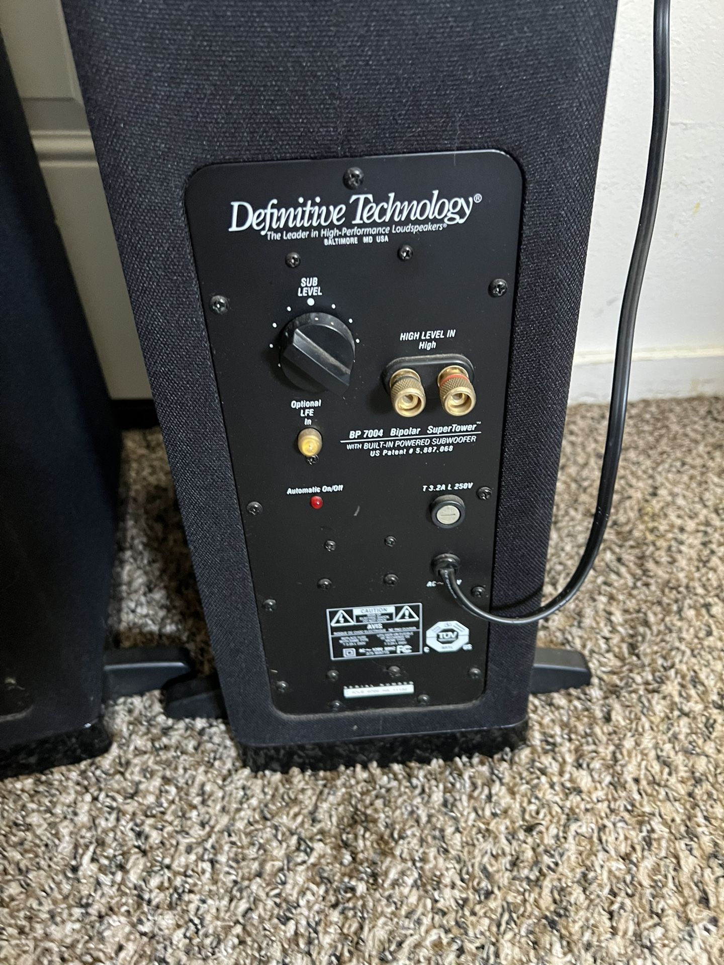 Definitive Technology BP7004 Bipolar SuperTower for Sale in Fullerton