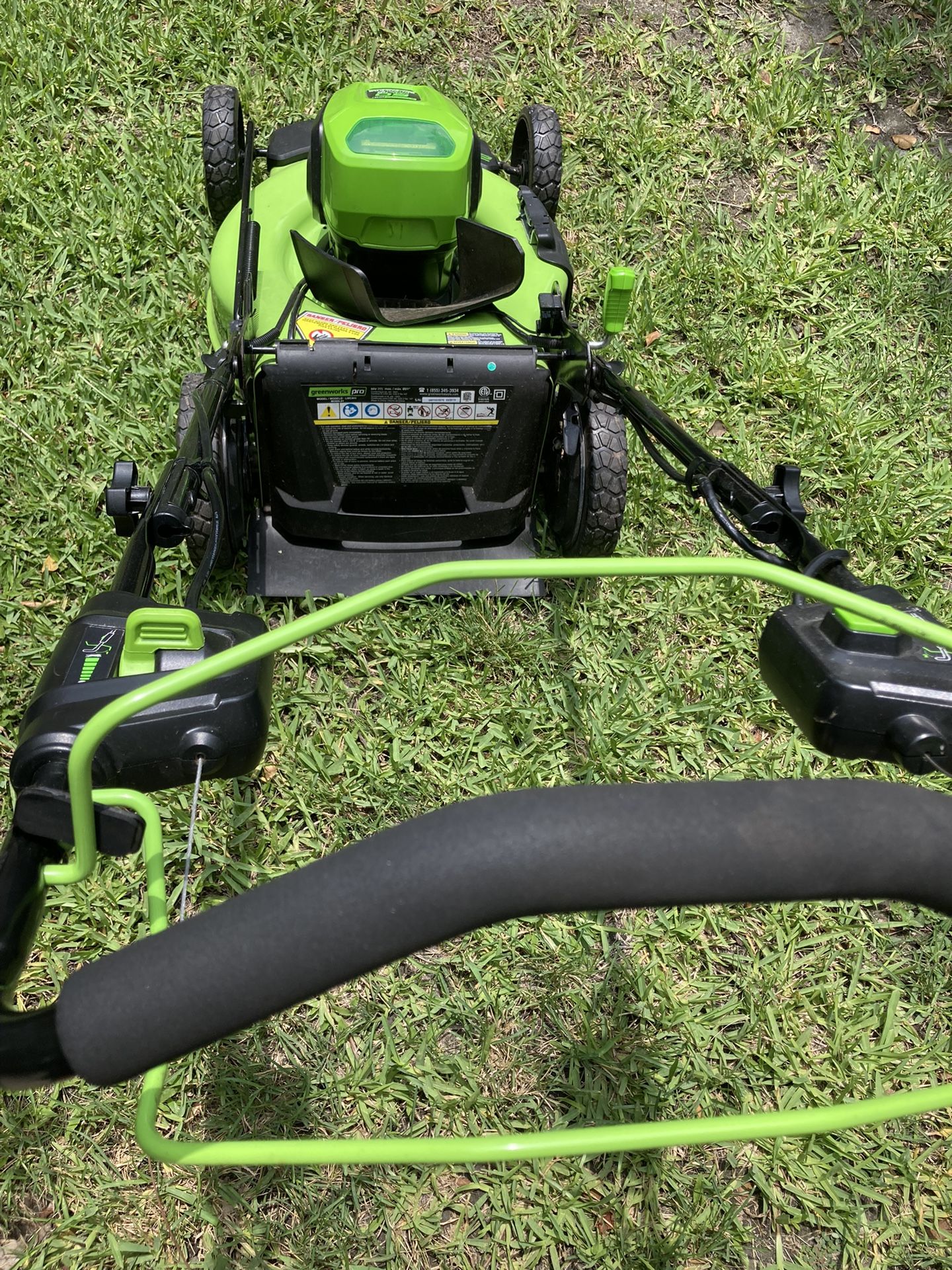Greenworks pro Self propelled Lawnmower