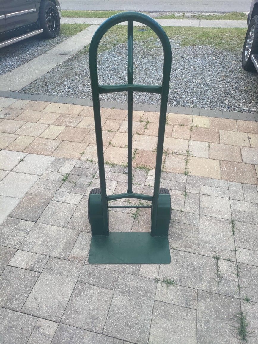 Green Dolly